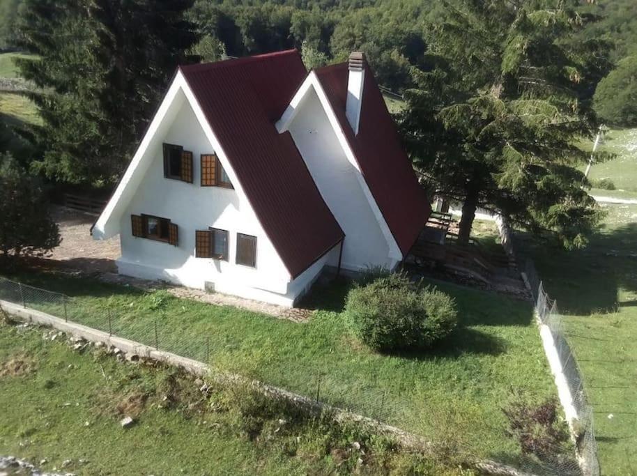 Вилла Chalet Edelweiss Marsia-Tagliacozzo 1500Mt Экстерьер фото